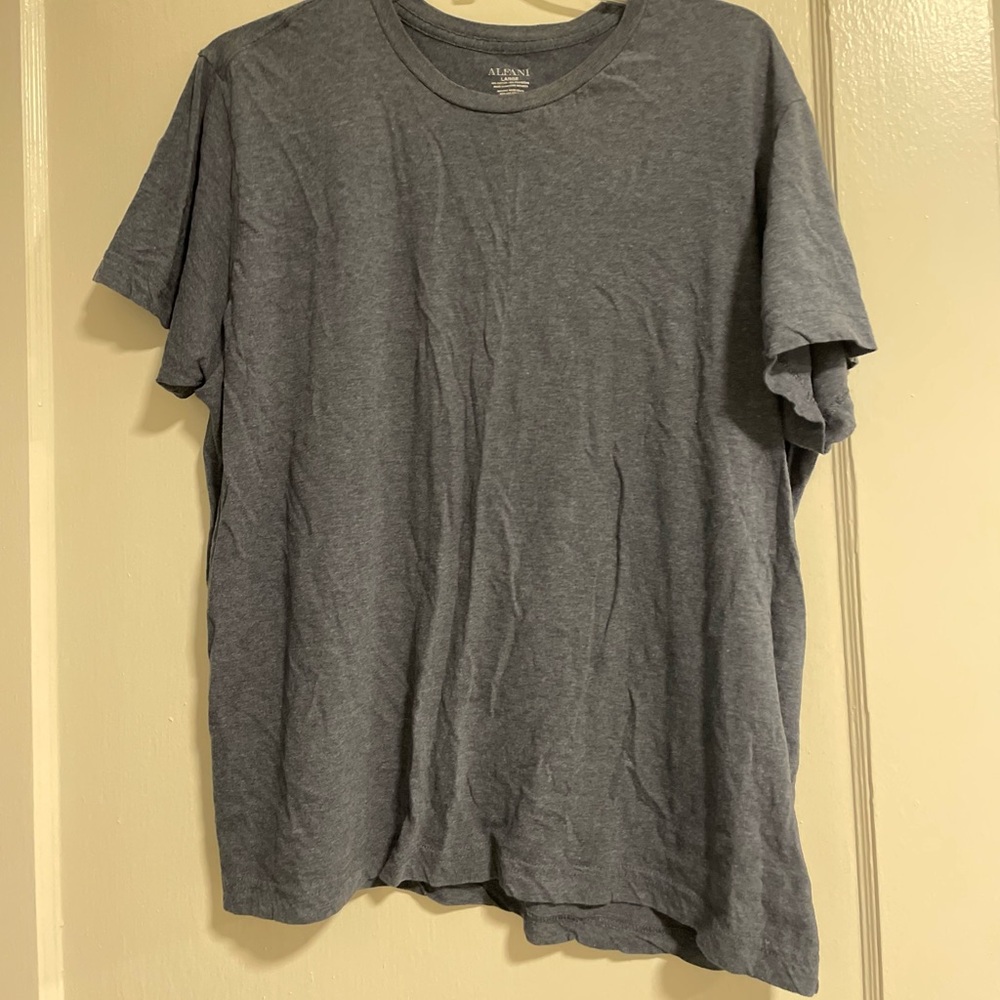 4pk bundle basic tshirts - Picture 3 of 5